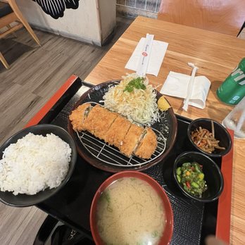 Kagura - Millefeuille w cheese - Japanese Near Me - Costa Mesa, California