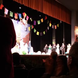 Ballet Folklorico Carlos Moreno