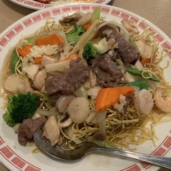 House of Good Fortune - Good Fortune Crispy Mein
