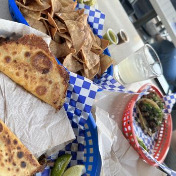 Paco’s Tacos & Sip - Queso birria tacos. Chips and guac. Tiny salsa portions. Small guac portion. Expensive margaritas. - Tacos Near Me - Phoenix, Arizona Paco’s Tacos & Sip - Queso birria tacos. Chips and guac. Tiny salsa portions. Small guac portion. Expensive margaritas. - Tacos Near Me - Phoenix, Arizona