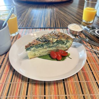Queen Anne Bed & Breakfast Inn - Breakfast - Bed & Breakfast Near Me - Denver, Colorado
