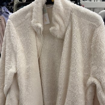 Primark - Men's Clothing Near Me - Auburn Hills, Michigan Primark - Men's Clothing Near Me - Auburn Hills, Michigan