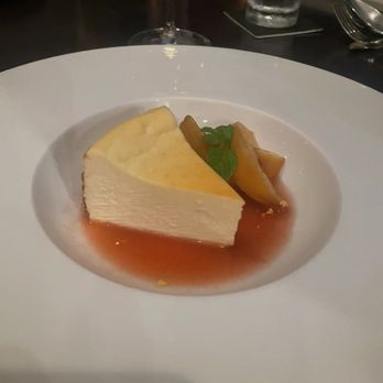 Solera - Cheesecake - Lounges Near Me - Honolulu, Hawaii