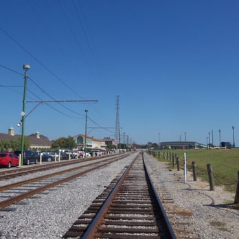 Woldenberg Park - Parks Near Me - New Orleans, Louisiana Woldenberg Park - Parks Near Me - New Orleans, Louisiana