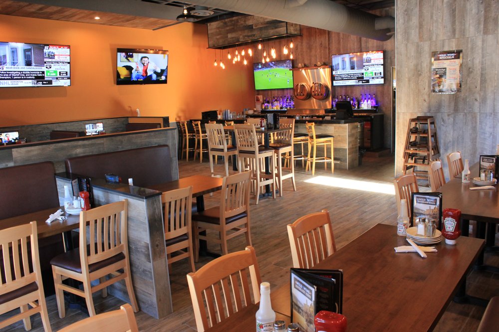 WILD WING Updated October 2024 11 Photos & 10 Reviews 1155 Ritson