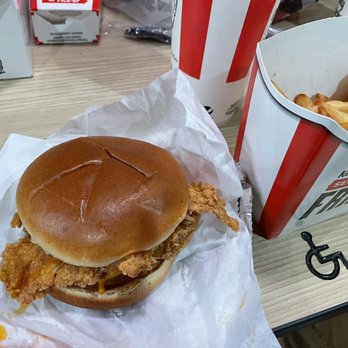KFC - Spicy chicken sandwich - Fast Food Near Me - Stamford, Connecticut