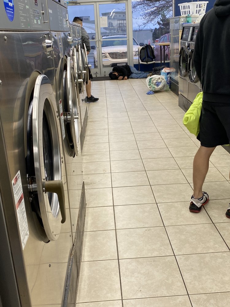 WASHCO LAUNDRY Updated September 2024 17 Reviews 2806 NE 10th St