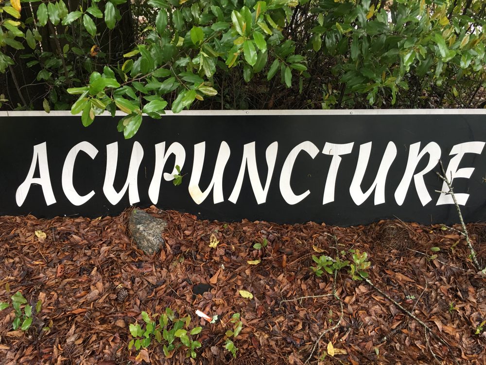 ACUPUNCTURE FOR SOUTHERN LIVING Updated September 2024 709 E Glenn