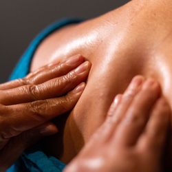 Zen Wellness Therapy - Shoulder Pain Massage Treatment