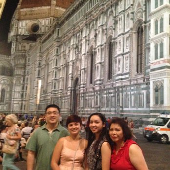 Piazza del Duomo - side - Public Plazas Near Me - Florence, FI