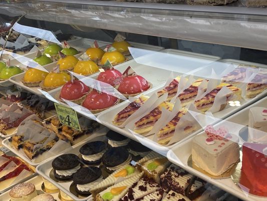 Vostochny Bazaar Supermarket by null