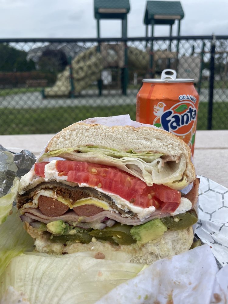 DeJesus Deli & Grocery