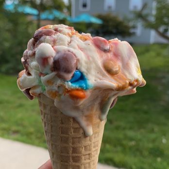 Willard Scoops - Halloween - Ice Cream & Frozen Yogurt Near Me - South Portland, Maine Willard Scoops - Halloween - Ice Cream & Frozen Yogurt Near Me - South Portland, Maine