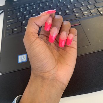 Sunshine Nails - 2 weeks old. went to vicky - Nail Salons Near Me - Alexandria, Virginia