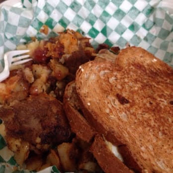 Bellevue Bistro - Breakfast & Brunch Near Me - Bellevue, Kentucky