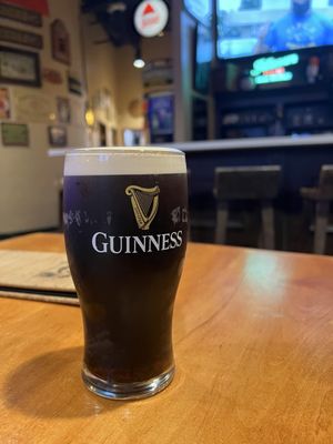 Fionn MacCool's Irish Pub & Restaurant by null