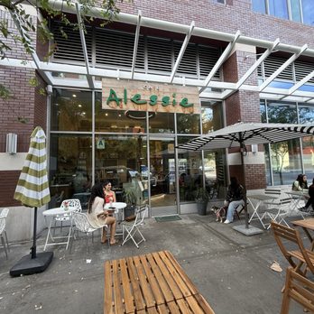 Cafe Alessie - Outdoor seating - Cafes Near Me - San Diego, California Cafe Alessie - Outdoor seating - Cafes Near Me - San Diego, California