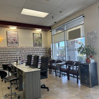 Tropical Nails & Spa - Inside the nail studio - Nail Salons Near Me - Lake Forest, California Tropical Nails & Spa - Inside the nail studio - Nail Salons Near Me - Lake Forest, California