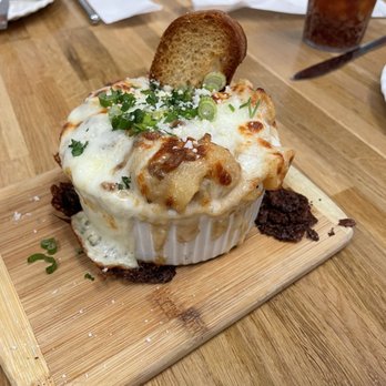 Twisted Sheep Pizza and Brew - French Onion Mac-N-Cheese - Pizza Near Me - Naples, Florida Twisted Sheep Pizza and Brew - French Onion Mac-N-Cheese - Pizza Near Me - Naples, Florida