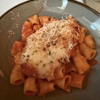 Crossroads Kitchen - Spicy rigatoni - Vegan Near Me - Los Angeles, California Crossroads Kitchen - Spicy rigatoni - Vegan Near Me - Los Angeles, California