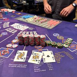 Casino Chico - Mini royal flush!