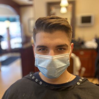 Fred's Barber Shoppe - Barbers Near Me - Lake Forest, Illinois