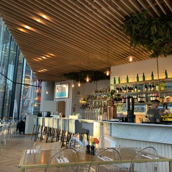 Timmy Green - Main entrance and bar - Australian Near Me - London, XGL