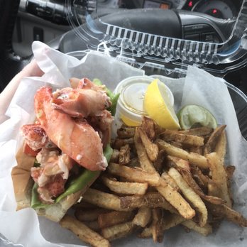 Eastern Shore Street Eats - Lobster roll with truffle fries! - Food Trucks Near Me Eastern Shore Street Eats - Lobster roll with truffle fries! - Food Trucks Near Me
