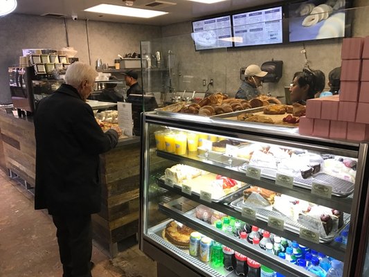 Amandine Patisserie Cafe-DTLA by null