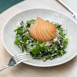 Townhouse - GREENS:
MARCONA ALMOND. JAMÓN SERRANO. PORT PEAR. GOUDA