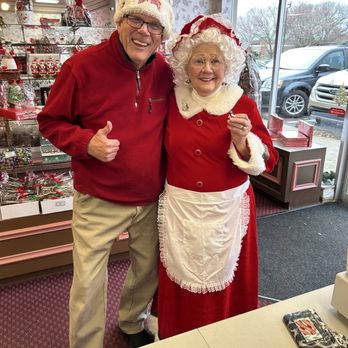 Anthony-Thomas Candy Shoppes - Teddy and Mrs. Claus - Candy Stores Near Me - Reynoldsburg, Ohio Anthony-Thomas Candy Shoppes - Teddy and Mrs. Claus - Candy Stores Near Me - Reynoldsburg, Ohio
