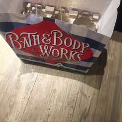 Bath & Body Works - What I got at the candle sale