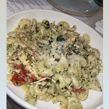 Sixty Vines - Creste Di Gallo - New American Near Me - Charlotte, North Carolina