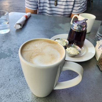 Elly's Brunch & Cafe - Hazelnut latte with oatmilk - Breakfast & Brunch Near Me - Phoenix, Arizona