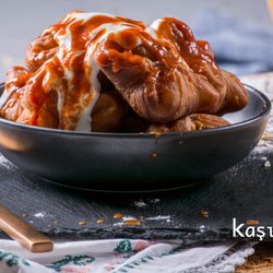 Kaşık-La - Kaşık-La yağ mantısı.