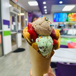 Bubble waffle as a cone?! This is crazy good guys! Bubble waffle as a cone?! This is crazy good guys!