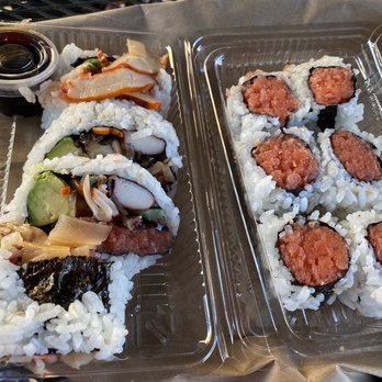 Ikkyu - Ikkyu roll ("roll") and spicy tuna roll. - Ramen Near Me - Tucson, Arizona Ikkyu - Ikkyu roll ("roll") and spicy tuna roll. - Ramen Near Me - Tucson, Arizona