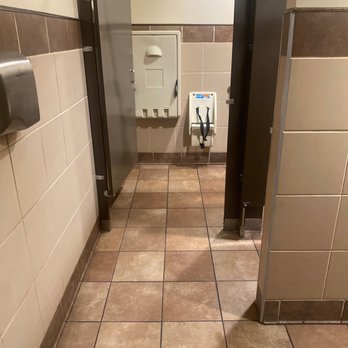 Dairy Queen Grill & Chill - Clean bathrooms - Burgers Near Me - Leesville, Louisiana Dairy Queen Grill & Chill - Clean bathrooms - Burgers Near Me - Leesville, Louisiana