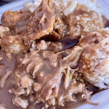 Tsukenjo - Pulled pork with gravy and chicken cutlet - Breakfast & Brunch Near Me - Honolulu, Hawaii