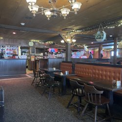 Bratskellar Pizza Pub - This is the inside of the Bratskellar in Portsmouth, NH.