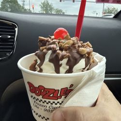 Doozle's Frozen Custard - Hard Rock sundae