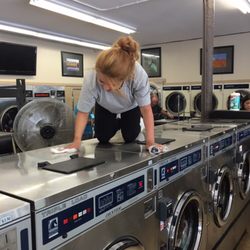 Folsom Street Laundry - Staff cleaning