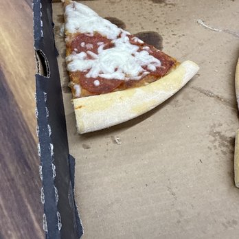 Ritamar - Photo of Pizza sold by the slice - Bakeries Near Me - Las Arenas, Puerto Rico