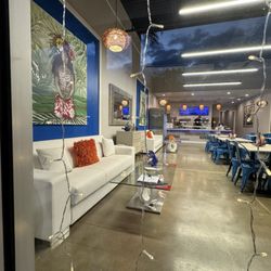 Poke Mahi Naples - Inside view