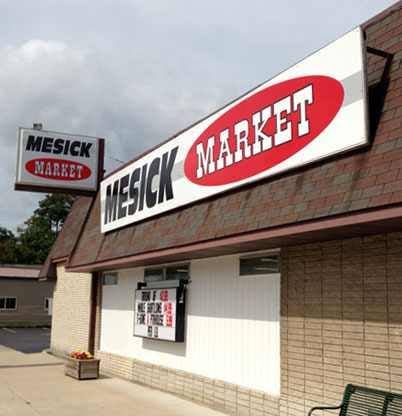 Mesick Market Logo