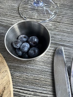 Wine & Wood by null