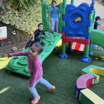 Little Starts 123 - Exploring the outdoor - Child Care & Day Care Near Me - Sylmar, California Little Starts 123 - Exploring the outdoor - Child Care & Day Care Near Me - Sylmar, California