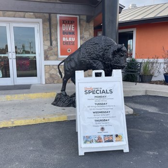 Wings And Rings New Braunfels Photos Gallery Authentic Mexican