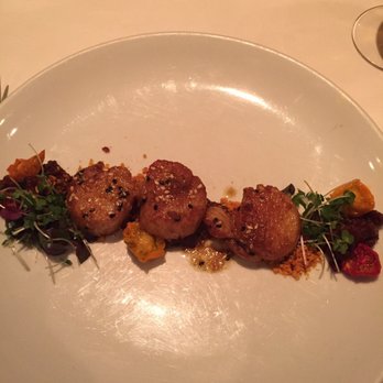 Benares Restaurant & Bar - Delicately spiced and perfectly cooked scallops - Indian Near Me - London, XGL Benares Restaurant & Bar - Delicately spiced and perfectly cooked scallops - Indian Near Me - London, XGL