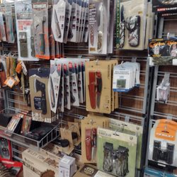 Sierra -  Strongsville - Camping gear